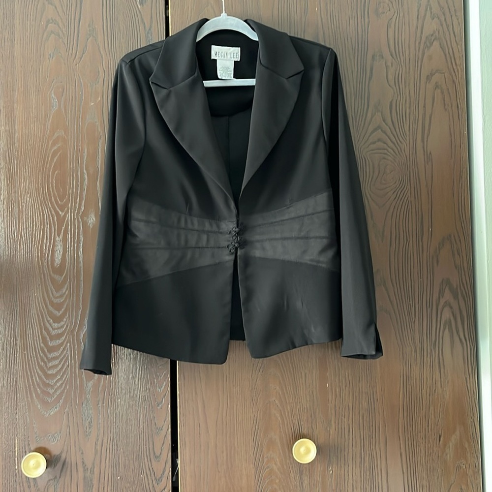 Megan Lee black blazer with satin around the waist. Hook/ eye. Size 12